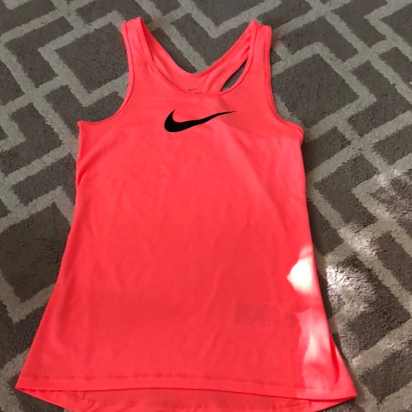 orange nike tank